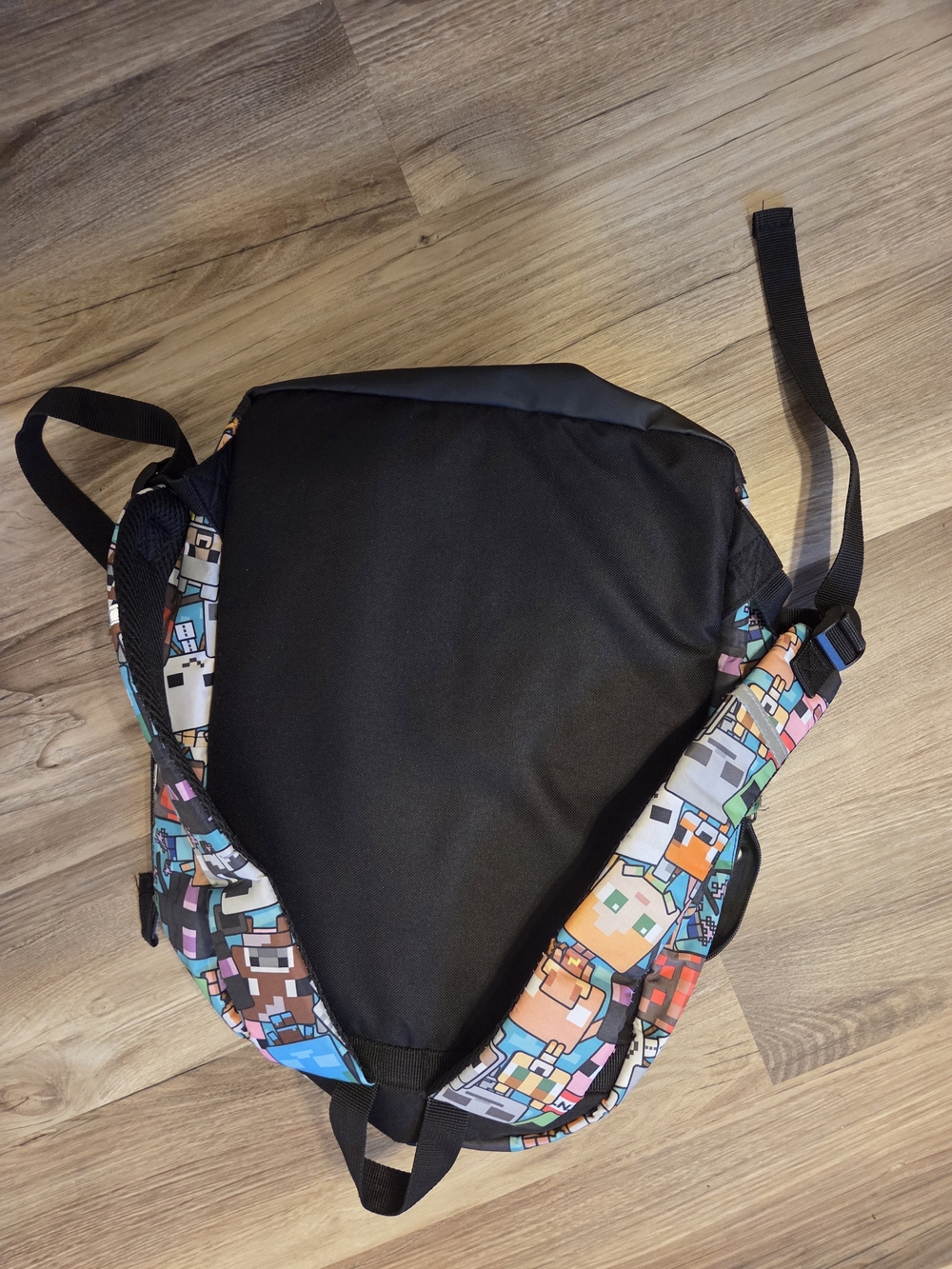 Minecraft Multicolor Pixel Characters Backpack - Picture 3 of 3